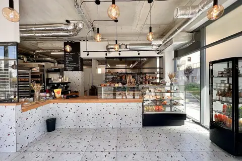 Martins Bakers and Sandwich Makers photo 1